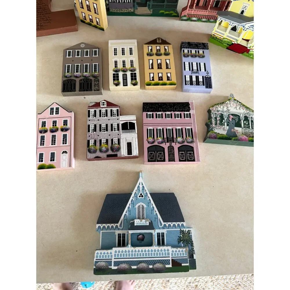 Vintage 90s Sheila's Collectibles Wooden Houses Signed Sheila Thompson Lot of 19